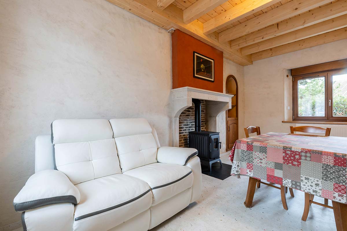 Chambre double du gîte La Mésange — matériaux naturels, Côte d'Or